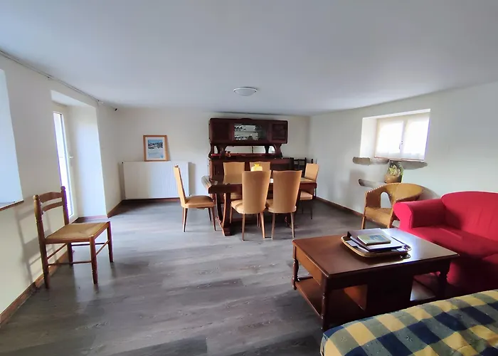 Superbe Maison, Piscine 6 A 10p Holiday home