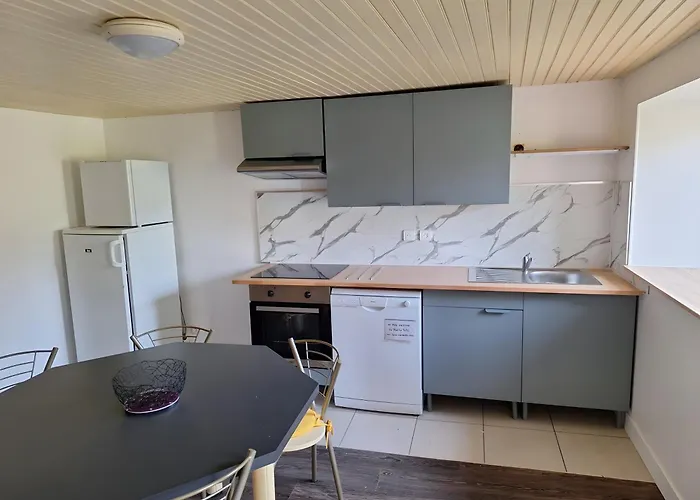 Superbe Maison, Piscine 6 A 10p Holiday home