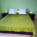 Superbe Maison, Piscine 6 A 10p * Sainte-Croix (Aveyron)
